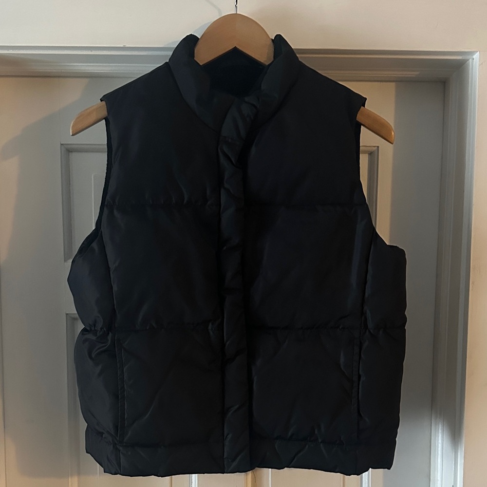 Vintage Y2K GAP Midnight Black Down Quilted Vest